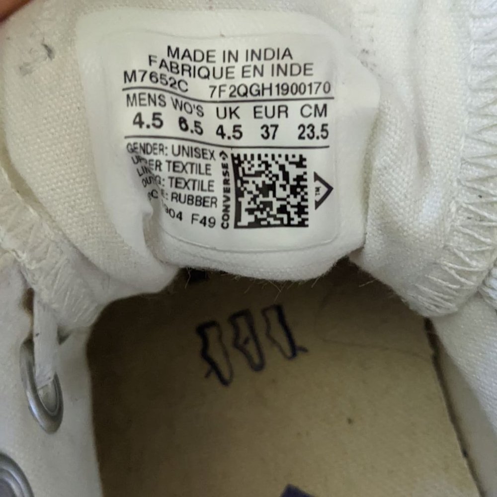 White Converse - Picture 2 of 4
